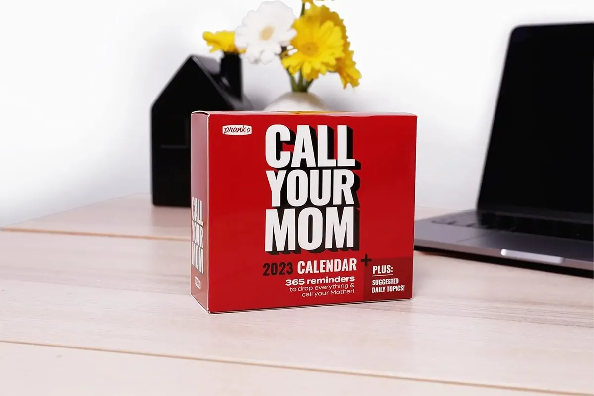 Calendario 2023 Call Your Mom Original Prank Pack - Imagen 2